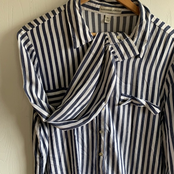 Navy blue and white stripped button down shirt with faux shell buttons. - Picture 5 of 8